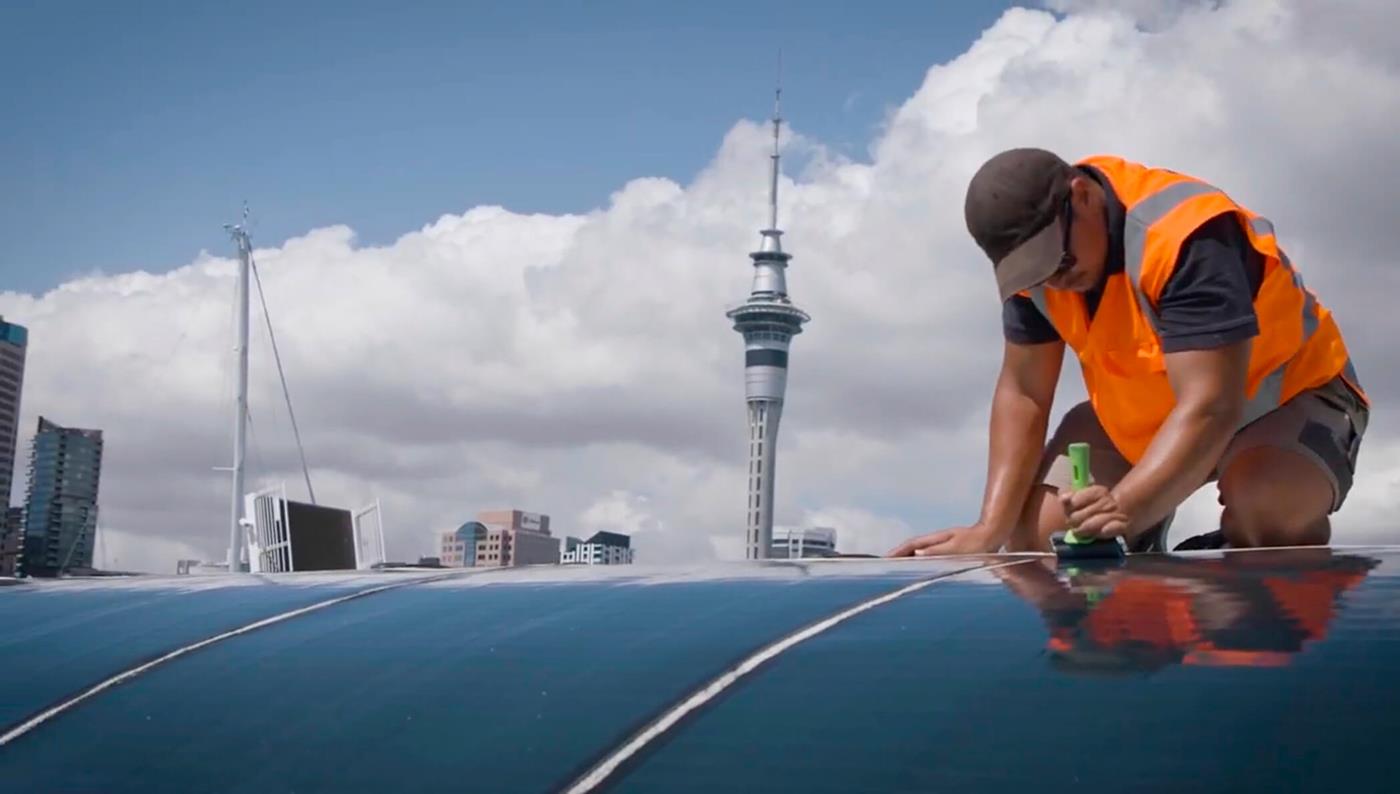 Curved solar roof for Emirates Team New Zealand